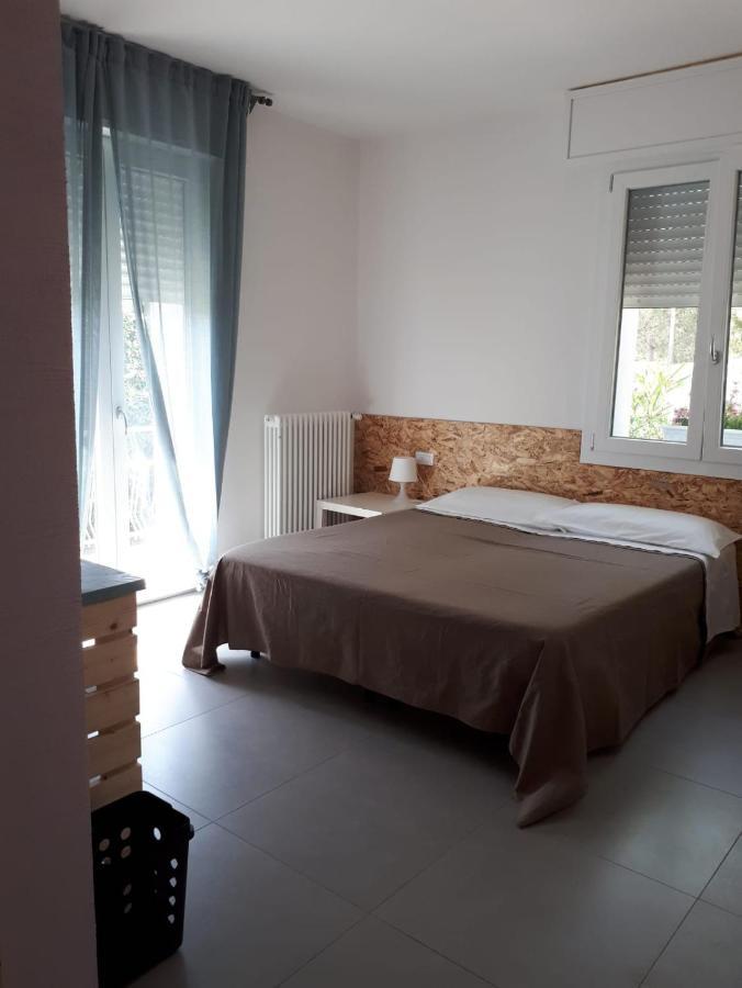 Bed and Breakfast R&B Manga Rosas Lido di Dante Zewnętrze zdjęcie