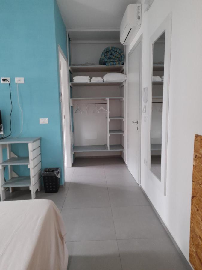 Bed and Breakfast R&B Manga Rosas Lido di Dante Zewnętrze zdjęcie
